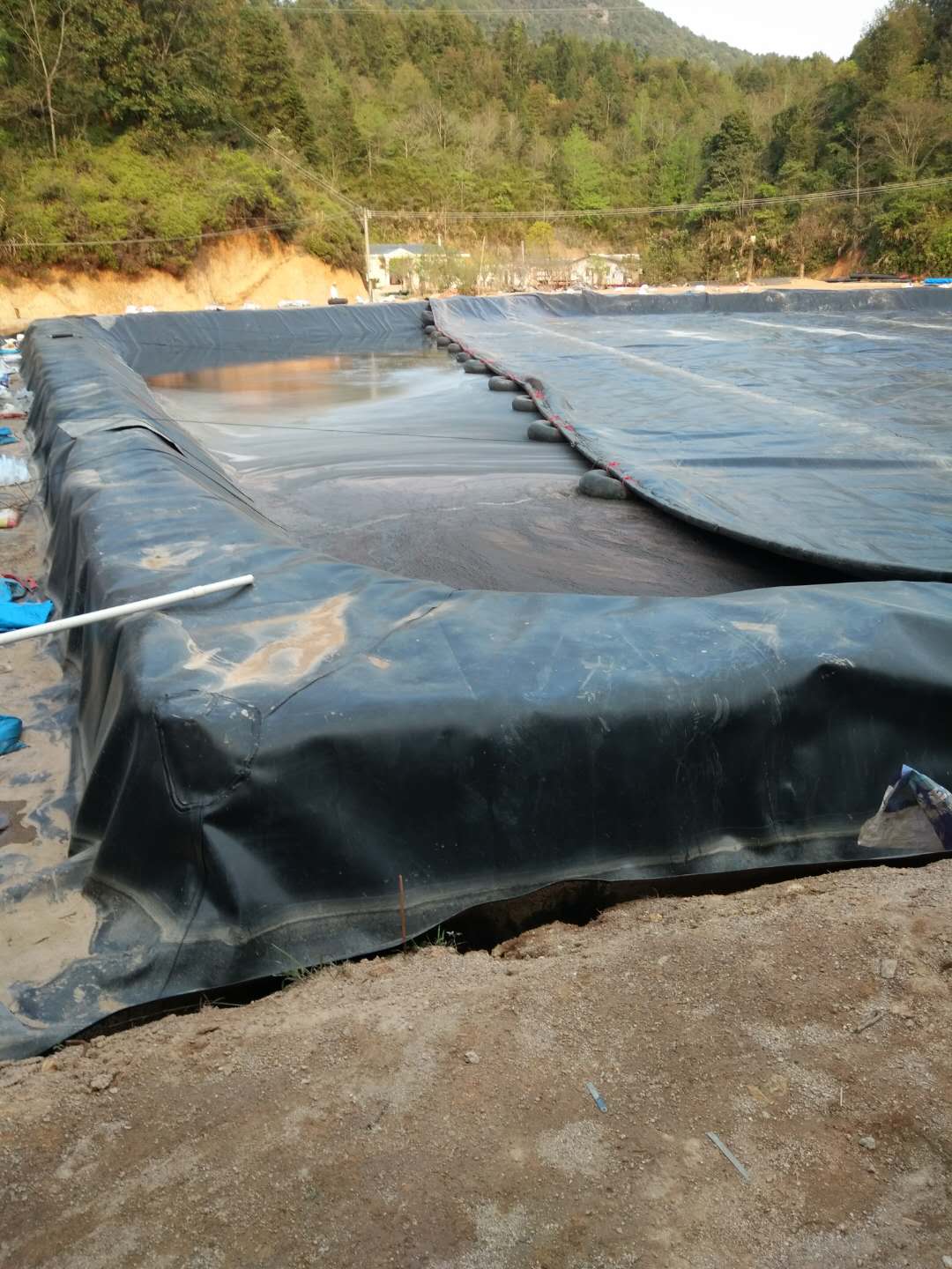 汙水蒸發池利用HDPE91免费在线下载污膜防滲一定好嗎？